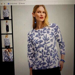 Chico's size 4 (2x) NWT Top